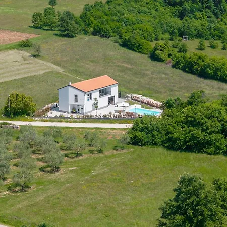 Σπίτι διακοπών Luxurious In *
