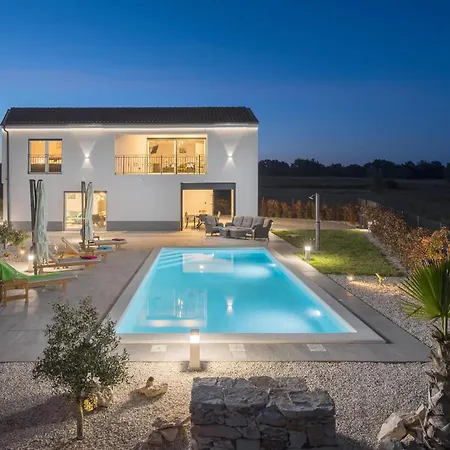 Σπίτι διακοπών Luxurious In Barat (Rovinj)
