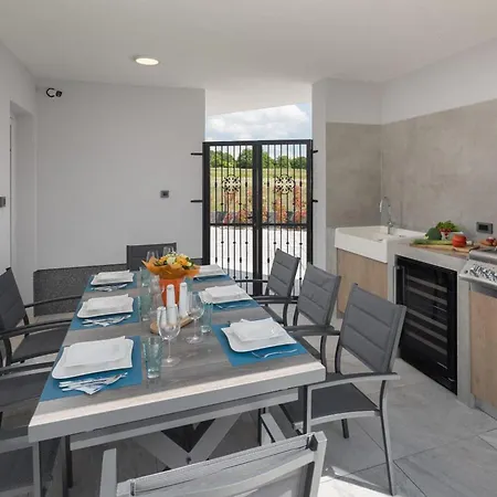 Luxurious In * Barat (Rovinj)